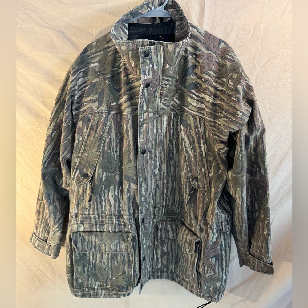Large camo Far West jacket